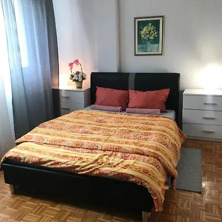 아파트 Dan I Noc *